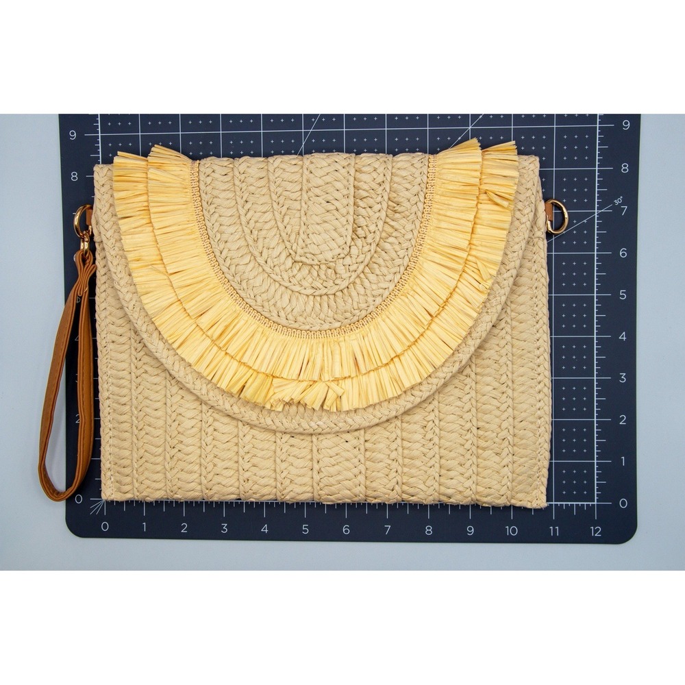 Straw Clutch, Straw Clutch Womenโ Hand-woven for Summer Raffia Fringed Khaki